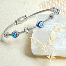 Load image into Gallery viewer, Anti Tarnish Silver Evil Eye Bracelet 1