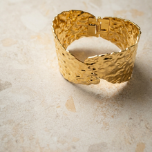 Load image into Gallery viewer, Broad bracelet-5