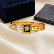Load image into Gallery viewer, Anti Tarnish Bracelet 35