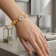 Load image into Gallery viewer, Anti Tarnish Bracelet 11