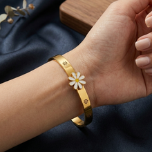 Load image into Gallery viewer, Anti Tarnish Bracelet 52