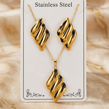 Load image into Gallery viewer, Anti Tarnish Combo Set with 1 Pair of Earring and Necklace 18