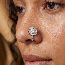Load image into Gallery viewer, Anti Tarnish CZ nose pin