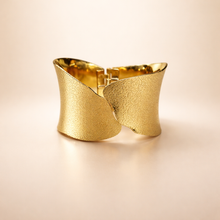 Load image into Gallery viewer, Broad Bracelet 2