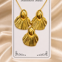 Load image into Gallery viewer, Anti Tarnish Combo Set with 1 Pair of Earring and Necklace 16