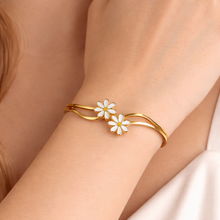 Load image into Gallery viewer, Anti Tarnish Bracelet 29