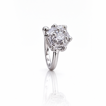 Load image into Gallery viewer, Anti Tarnish  CZ nose pin