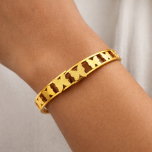 Load image into Gallery viewer, Anti Tarnish Bracelet 34