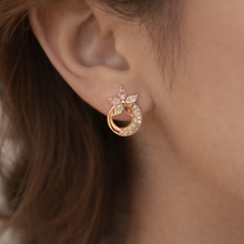 Load image into Gallery viewer, Anti Tarnish CZ Earring 154