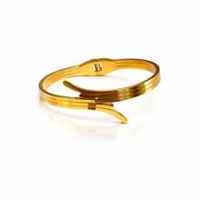 Load image into Gallery viewer, Anti Tarnish Bracelet 20