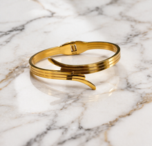 Load image into Gallery viewer, Anti Tarnish Bracelet 20
