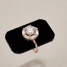 Load image into Gallery viewer, Anti Tarnish CZ nose pin