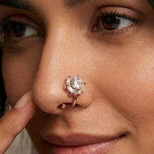Load image into Gallery viewer, Anti Tarnish CZ nose pin